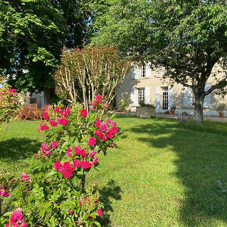 Le Jardin Dans Les Vignes Bed & Breakfast Barsac  ภายนอก รูปภาพ